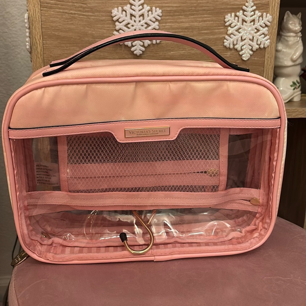 Victoria’s Secret Hanging Organizer